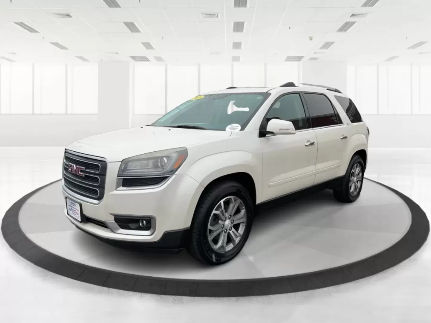 2015 GMC Acadia SLT-1 (1GKKVRKD8FJ) with an 3.6L V-6 gasoline direct injection engine, located at 1184 Kauffman Ave, Fairborn, OH, 45324, (937) 908-9800, 39.807072, -84.030914 - **Discover Your Perfect Family Adventure Vehicle: 2015 GMC Acadia SLT-1 at Advantage Car and Credit!**<br /> <br /> Are you ready to elevate your family's adventures and daily commutes? Look no further than this stunning 2015 GMC Acadia SLT-1, now available at Advantage Car and Credit in Fairborn, O - Photo#8
