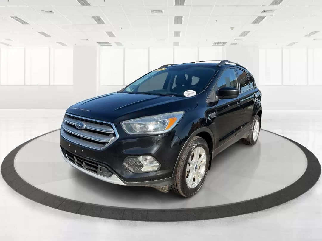 2017 Ford Escape SE 4WD (1FMCU9G93HU) with an 2.0L L4 DOHC 16V engine, 6-Speed Automatic transmission, located at 1184 Kauffman Ave, Fairborn, OH, 45324, (937) 908-9800, 39.807072, -84.030914 - Photo#7