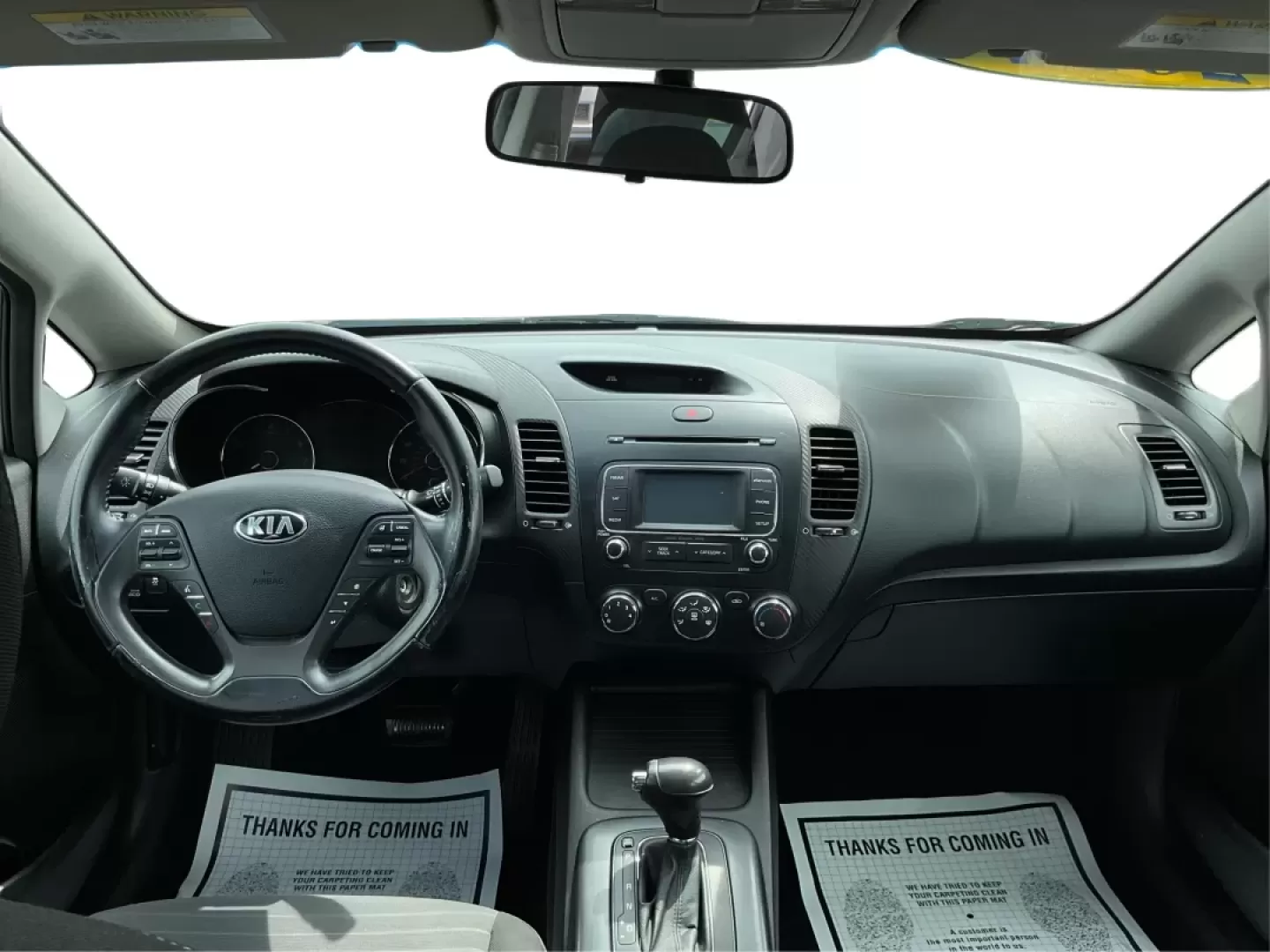 2014 Kia Forte EX (KNAFX5A88E5) with an 2L I-4 gasoline direct injection engine, located at 401 Woodman Dr, Riverside, OH, 45431, (937) 908-9800, 39.760899, -84.123421 - **Discover Your Next Adventure with the 2014 Kia Forte EX at Advantage Car and Credit!**<br /> <br /> Are you ready to elevate your daily commute or embark on weekend adventures? The 2014 Kia Forte EX is the perfect companion, whether you're navigating the bustling streets of Fairborn, OH, or hittin - Photo#19