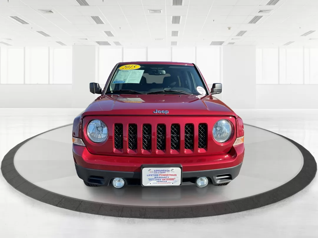 2015 Jeep Patriot Latitude (1C4NJRFB2FD) with an 2.4L I-4 DOHC engine, located at 1099 N County Rd 25A , Troy, OH, 45373, (937) 908-9800, 40.057079, -84.212883 - Photo#5