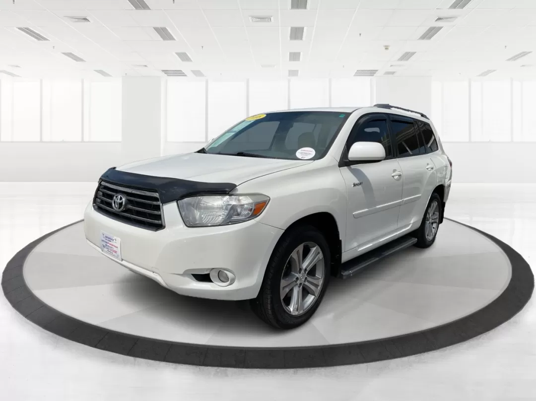 2008 Toyota Highlander Sport (JTEES43A082) with an 3.5L V-6 DOHC engine, located at 1099 N County Rd 25A , Troy, OH, 45373, (937) 908-9800, 40.057079, -84.212883 - ### Discover Your Next Adventure with the 2008 Toyota Highlander Sport<br /> <br /> Are you ready to elevate your family outings or weekend getaways? The 2008 Toyota Highlander Sport is the perfect companion for those who seek both comfort and capability. This SUV is designed to accommodate growing - Photo#8