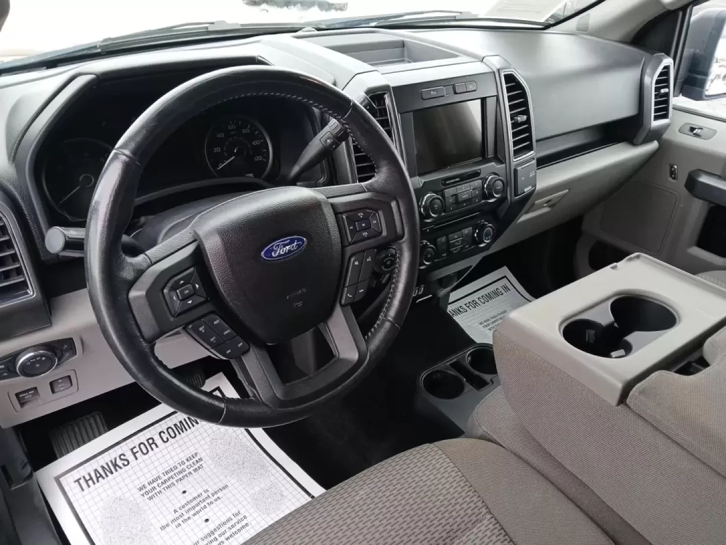 2018 Ford F-150 XLT SuperCrew 5.5-ft. Bed 4WD (1FTEW1E52JF) with an 5.0L V8 OHV 32V engine, 6-Speed Automatic transmission, located at 1099 N County Rd 25A, Troy, OH, 45373, (937) 908-9800, 40.057079, -84.212883 - Are you ready to elevate your daily commute or weekend adventures? Look no further than this striking 2018 Ford F-150 XLT SuperCrew located at Advantage Car and Credit in Fairborn, OH. Whether you're carting the kids to practice, hauling materials for your next DIY project, or exploring the great ou - Photo#9