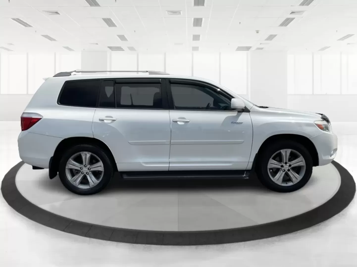 2008 Toyota Highlander Sport (JTEES43A082) with an 3.5L V-6 DOHC engine, located at 1099 N County Rd 25A, Troy, OH, 45373, (937) 908-9800, 40.057079, -84.212883 - ### Discover Your Next Adventure with the 2008 Toyota Highlander Sport<br /> <br /> Are you ready to elevate your family outings or weekend getaways? The 2008 Toyota Highlander Sport is the perfect companion for those who seek both comfort and capability. This SUV is designed to accommodate growing - Photo#1