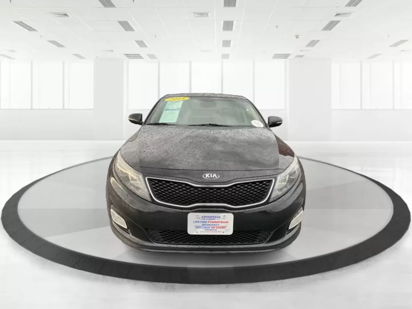 2015 Kia Optima EX (5XXGN4A76FG) with an Theta II 2.4L I-4 gasoline direct injection engine, located at 1099 N County Rd 25A, Troy, OH, 45373, (937) 908-9800, 40.057079, -84.212883 - **Elevate Your Daily Commute with the 2015 Kia Optima EX** <br /> <br /> Imagine transforming your daily drive into an experience of comfort and style. Whether you're navigating the bustling streets of Fairborn or embarking on a weekend getaway, the 2015 Kia Optima EX is designed to enhance your li - Photo#7