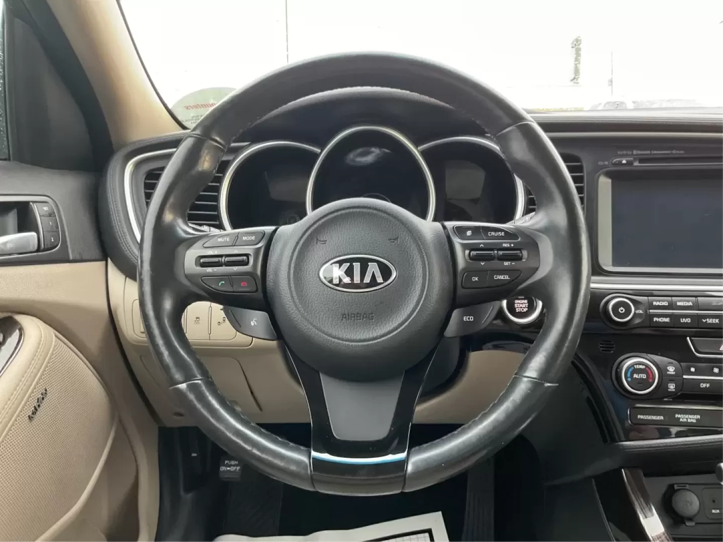 2015 Kia Optima EX (5XXGN4A76FG) with an Theta II 2.4L I-4 gasoline direct injection engine, located at 1099 N County Rd 25A, Troy, OH, 45373, (937) 908-9800, 40.057079, -84.212883 - **Elevate Your Daily Commute with the 2015 Kia Optima EX** <br /> <br /> Imagine transforming your daily drive into an experience of comfort and style. Whether you're navigating the bustling streets of Fairborn or embarking on a weekend getaway, the 2015 Kia Optima EX is designed to enhance your li - Photo#15