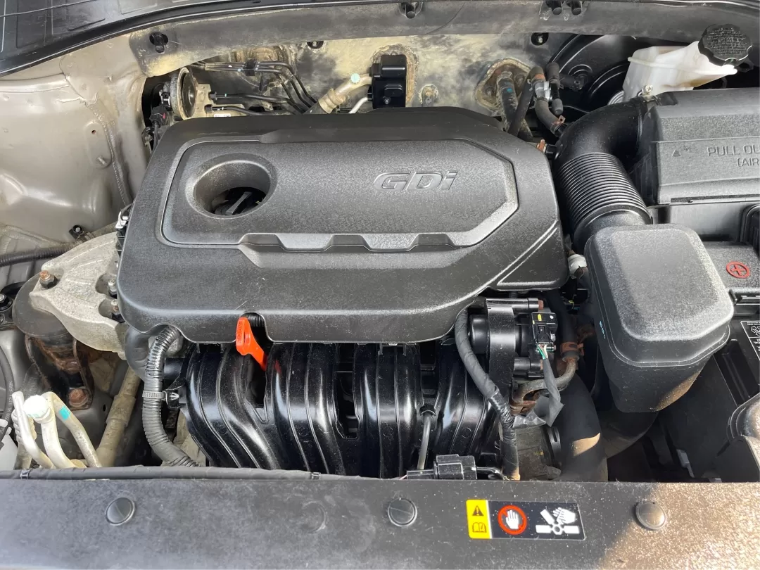 2017 Kia Sorento 2.4L L (5XYPG4A3XHG) with an 2.4L I-4 gasoline direct injection engine, located at 1099 N County Rd 25A , Troy, OH, 45373, (937) 908-9800, 40.057079, -84.212883 - Photo#11