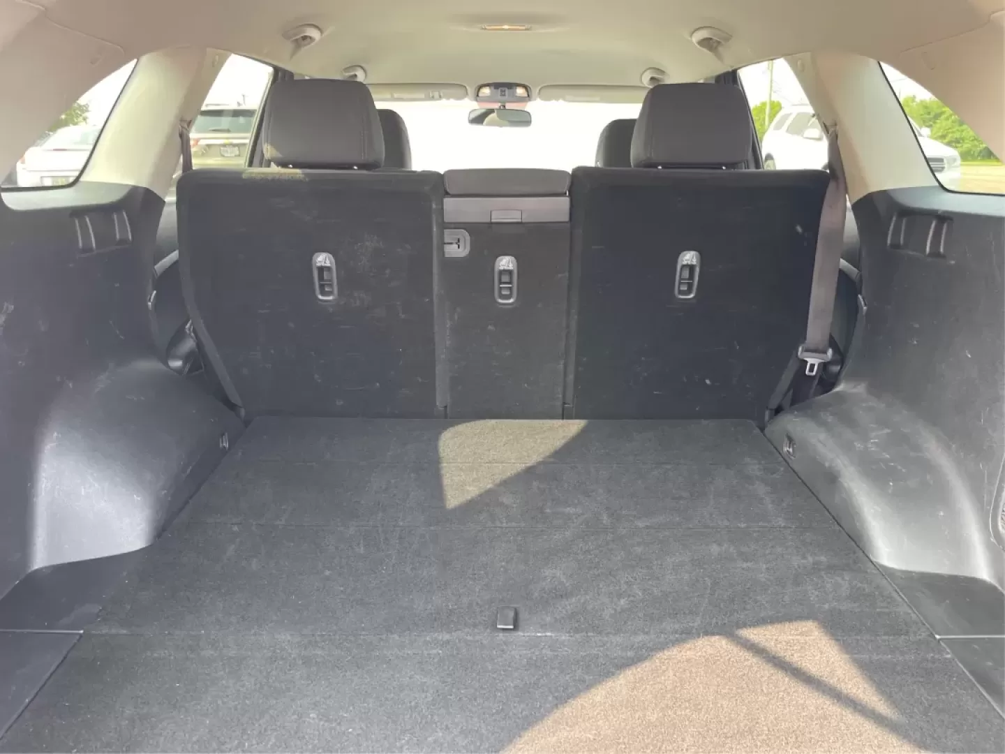 2017 Kia Sorento 2.4L L (5XYPG4A3XHG) with an 2.4L I-4 gasoline direct injection engine, located at 1099 N County Rd 25A, Troy, OH, 45373, (937) 908-9800, 40.057079, -84.212883 - **Adventure Awaits with the 2017 Kia Sorento at Advantage Car and Credit!**<br /> <br /> Are you ready to elevate your family's weekend adventures or streamline your daily commute? Look no further than the 2017 Kia Sorento, available now at Advantage Car and Credit in Fairborn, OH! This spacious SUV - Photo#12