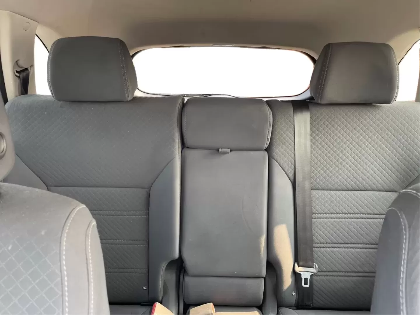 2017 Kia Sorento 2.4L L (5XYPG4A3XHG) with an 2.4L I-4 gasoline direct injection engine, located at 1099 N County Rd 25A, Troy, OH, 45373, (937) 908-9800, 40.057079, -84.212883 - **Adventure Awaits with the 2017 Kia Sorento at Advantage Car and Credit!**<br /> <br /> Are you ready to elevate your family's weekend adventures or streamline your daily commute? Look no further than the 2017 Kia Sorento, available now at Advantage Car and Credit in Fairborn, OH! This spacious SUV - Photo#14