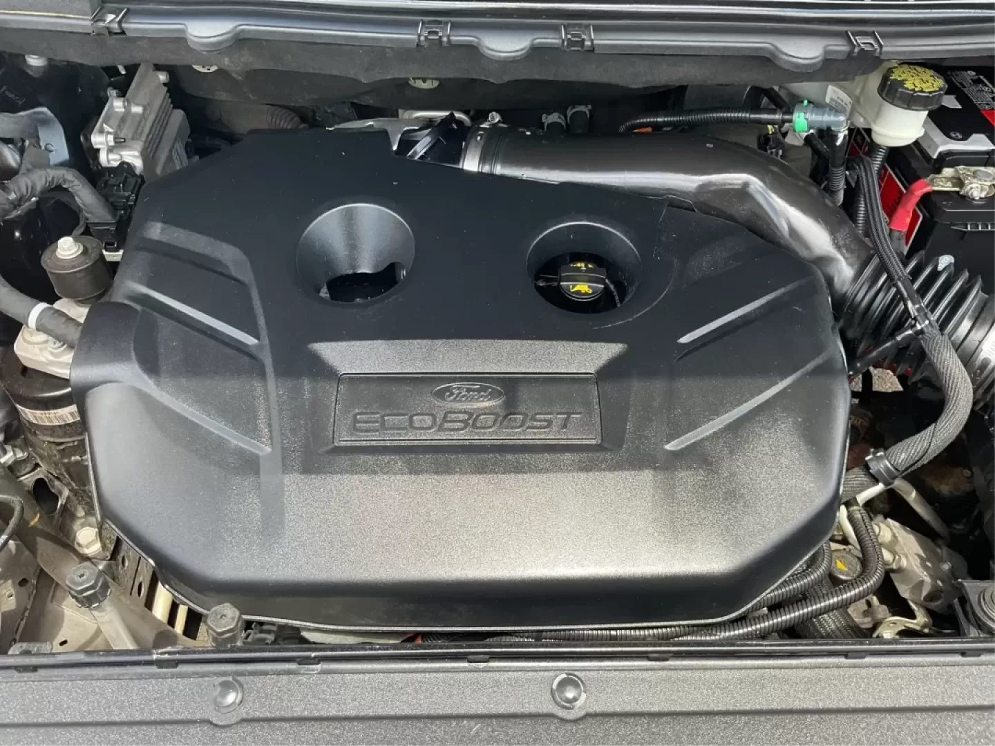 2016 Ford Edge SEL (2FMPK3J91GB) with an 3.5L V-6 DOHC engine, located at 1099 N County Rd 25A, Troy, OH, 45373, (937) 908-9800, 40.057079, -84.212883 - **Experience the Road Ahead with the 2016 Ford Edge SEL - Your Adventure Awaits!**<br /> <br /> Are you ready for your next road trip or family outing? The 2016 Ford Edge SEL is not just a car; it's a versatile SUV that caters to your lifestyle needs, making it the perfect companion for growing fami - Photo#11