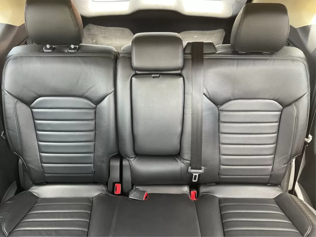 2016 Ford Edge SEL (2FMPK3J91GB) with an 3.5L V-6 DOHC engine, located at 1099 N County Rd 25A , Troy, OH, 45373, (937) 908-9800, 40.057079, -84.212883 - Photo#14