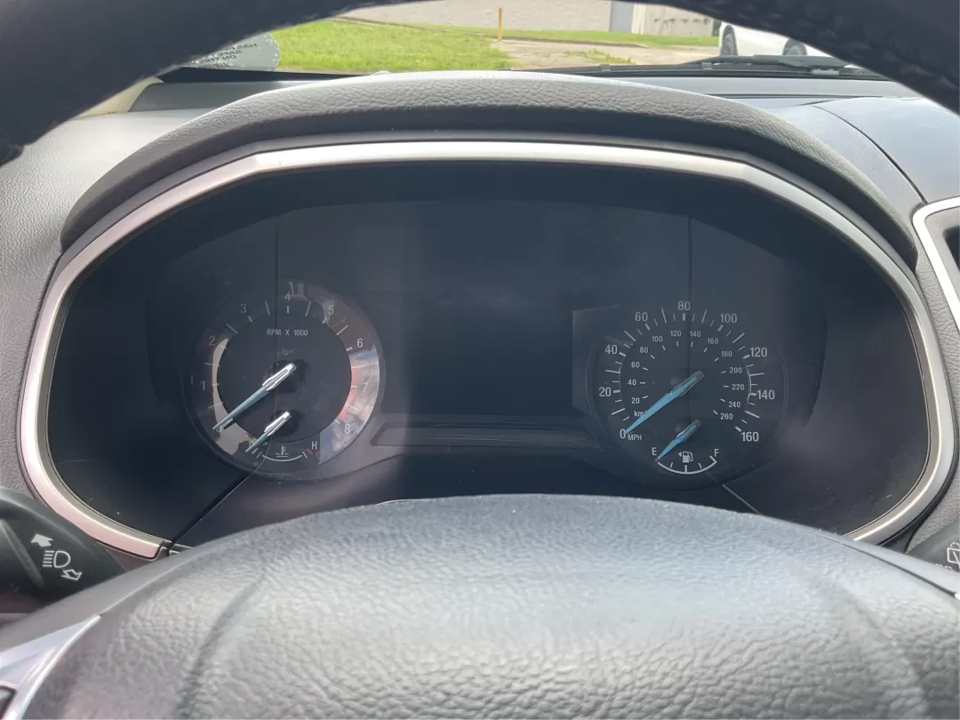 2016 Ford Edge SEL (2FMPK3J91GB) with an 3.5L V-6 DOHC engine, located at 1099 N County Rd 25A , Troy, OH, 45373, (937) 908-9800, 40.057079, -84.212883 - Photo#15