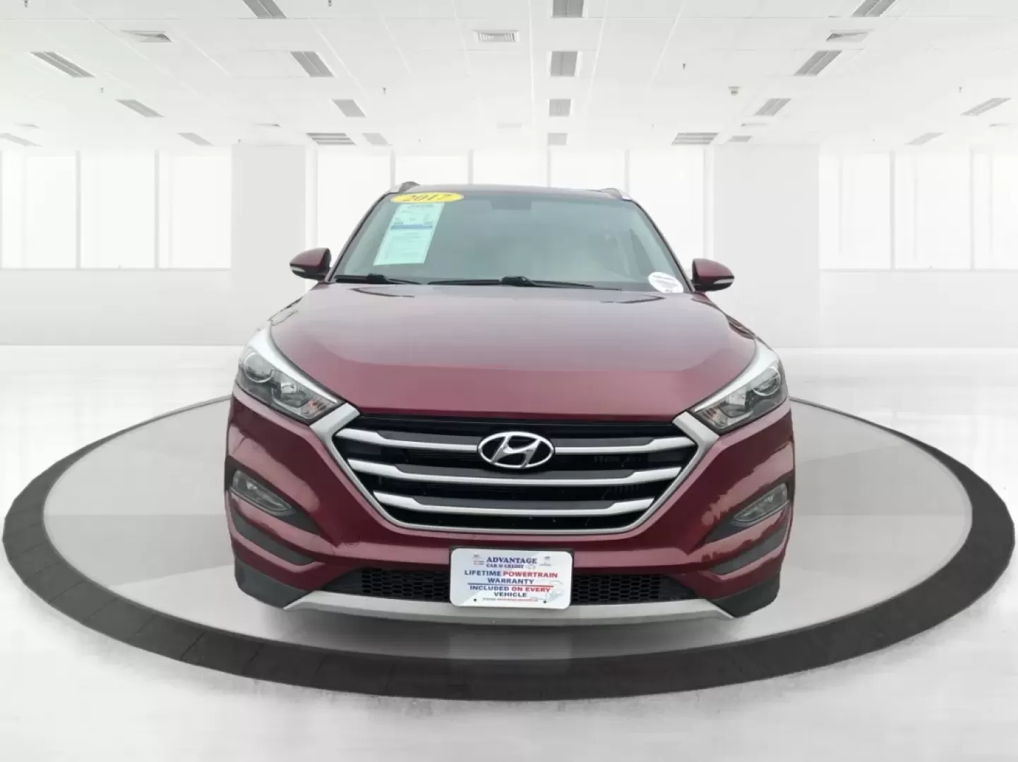 2017 Hyundai Tucson Sport (KM8J3CA29HU) with an 1.6L I-4 gasoline direct injection engine, located at 1099 N County Rd 25A, Troy, OH, 45373, (937) 908-9800, 40.057079, -84.212883 - **Discover Adventure in the 2017 Hyundai Tucson: Your Ideal SUV for Every Journey!**<br /> <br /> Are you ready to elevate your driving experience? The 2017 Hyundai Tucson in striking Ruby Wine is here, tailored for those who crave versatility and reliability in their daily adventures. Whether you'r - Photo#7