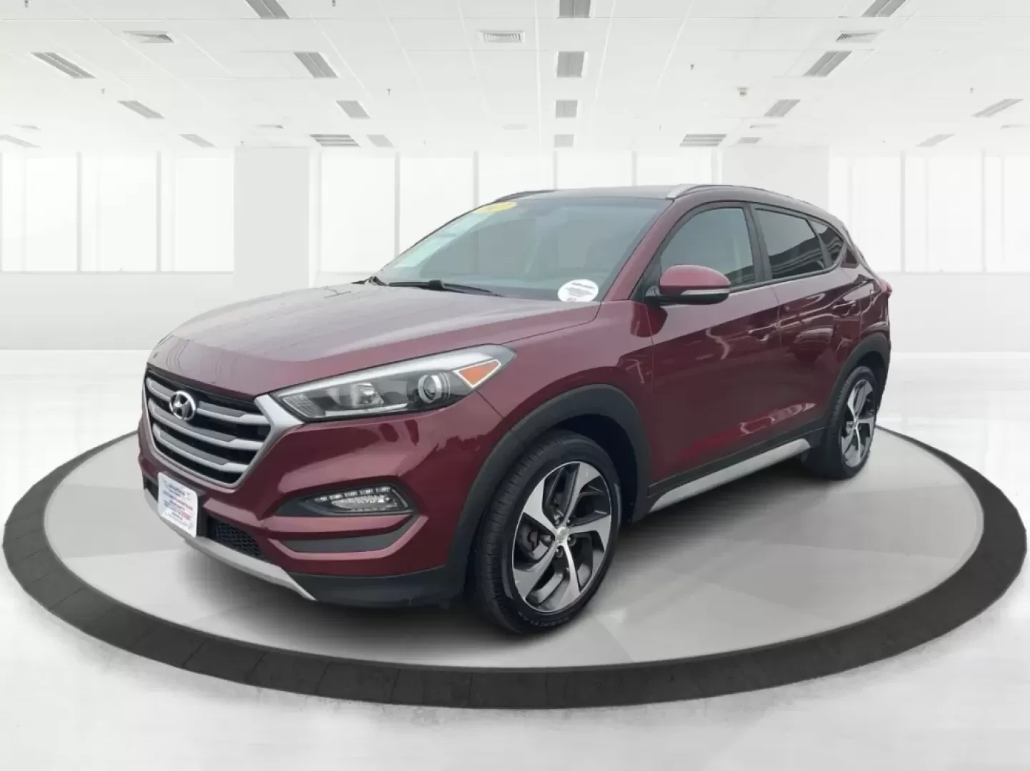 2017 Hyundai Tucson Sport (KM8J3CA29HU) with an 1.6L I-4 gasoline direct injection engine, located at 1099 N County Rd 25A, Troy, OH, 45373, (937) 908-9800, 40.057079, -84.212883 - **Discover Adventure in the 2017 Hyundai Tucson: Your Ideal SUV for Every Journey!**<br /> <br /> Are you ready to elevate your driving experience? The 2017 Hyundai Tucson in striking Ruby Wine is here, tailored for those who crave versatility and reliability in their daily adventures. Whether you'r - Photo#8