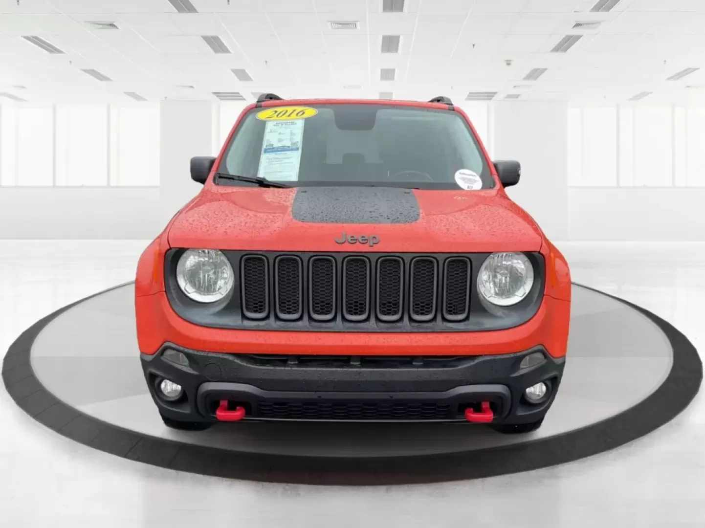 2016 Jeep Renegade Trailhawk (ZACCJBCT1GP) with an Tigershark MultiAir 2.4L I-4 variable valve contro engine, located at 1099 N County Rd 25A, Troy, OH, 45373, (937) 908-9800, 40.057079, -84.212883 - Embrace adventure and elevate your daily routine with this 2016 Jeep Renegade Trailhawk, a versatile Crossover designed for both urban commuting and weekend escapades. Ideal for budget-conscious buyers, this vehicle combines rugged capability with modern technology, making it perfect for growing fam - Photo#7