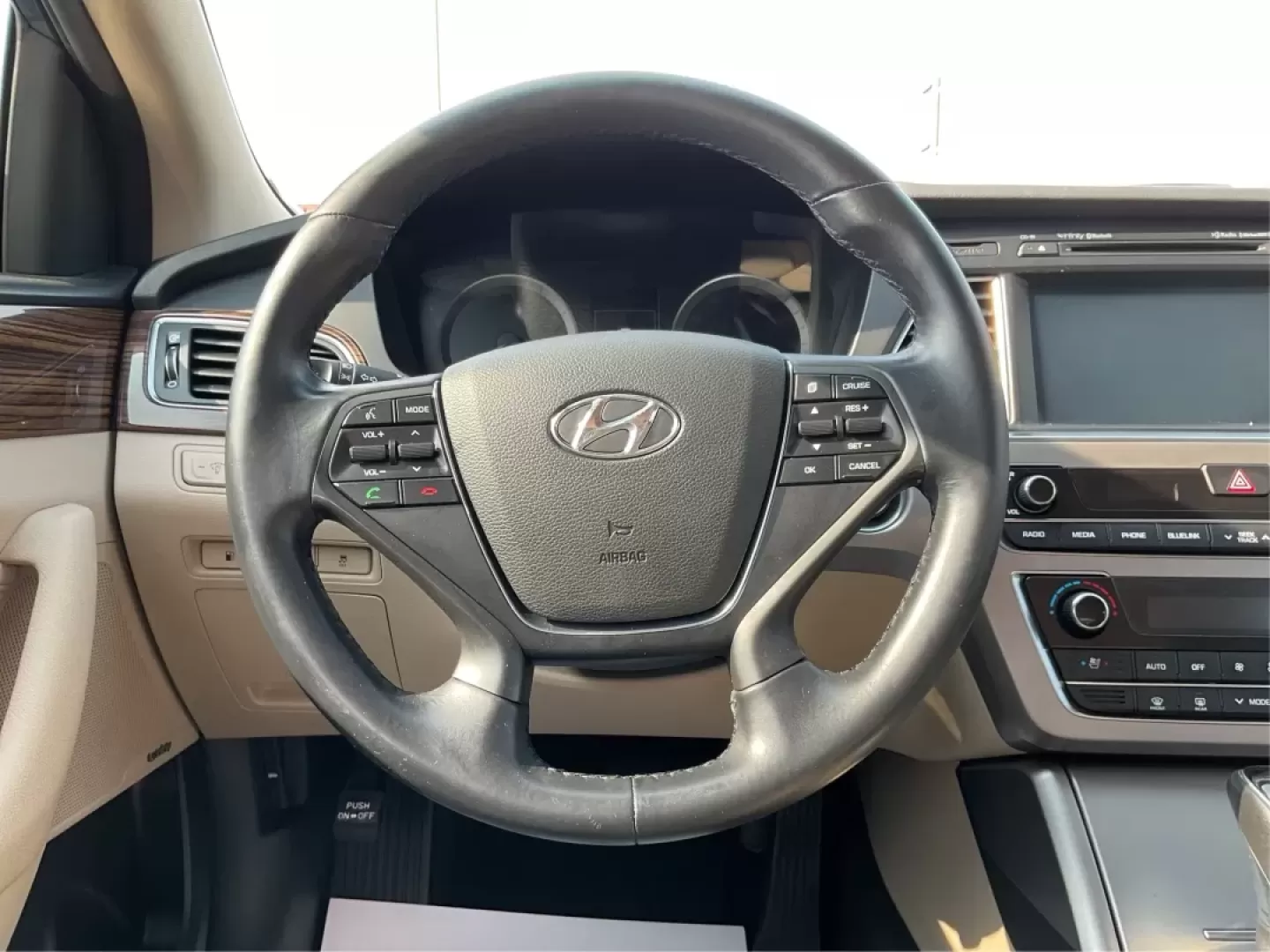 2017 Hyundai Sonata Limited (5NPE34AF4HH) with an 2.4L I-4 gasoline direct injection engine, located at 1099 N County Rd 25A, Troy, OH, 45373, (937) 908-9800, 40.057079, -84.212883 - Are you ready to elevate your daily drive into an adventure? Meet the 2017 Hyundai Sonata Limited, a perfect companion for anyone looking to combine style, comfort, and reliability. Whether you're commuting to work, shuttling the kids to school, or heading out for a weekend getaway, this sedan offer - Photo#16