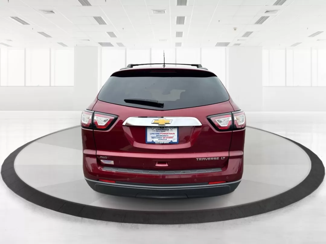 2015 Chevrolet Traverse 1LT (1GNKVGKD4FJ) with an 3.6L V-6 gasoline direct injection engine, located at 1099 N County Rd 25A , Troy, OH, 45373, (937) 908-9800, 40.057079, -84.212883 - Photo#3