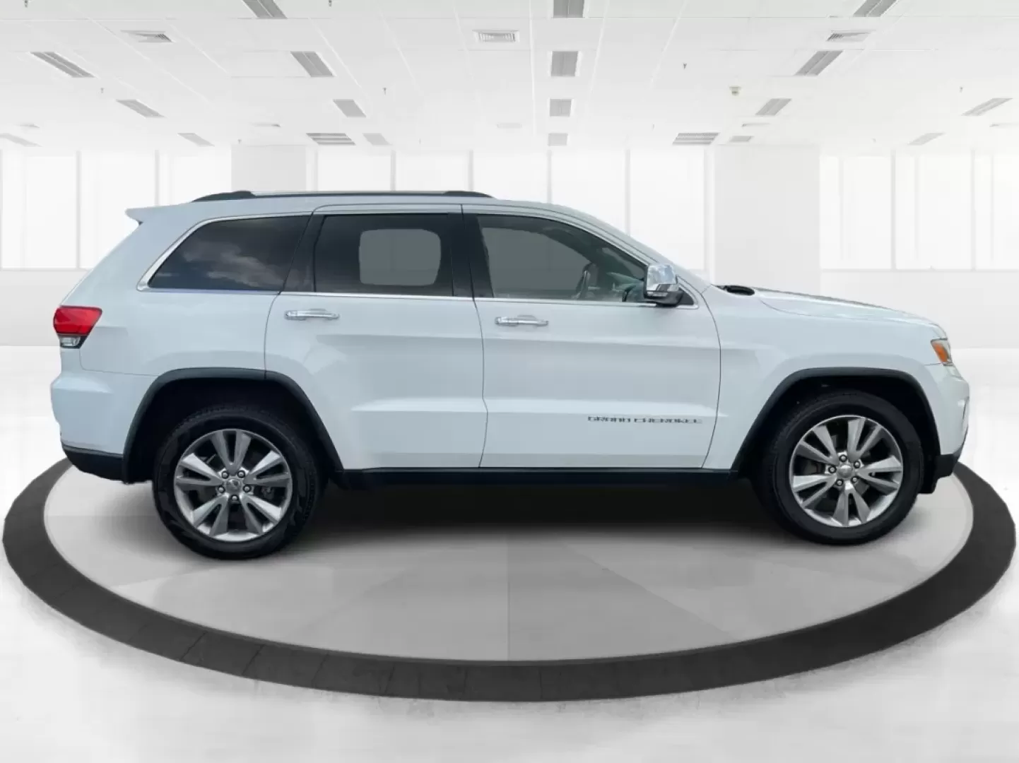 2014 Jeep Grand Cherokee Limited (1C4RJFBGXEC) with an Other engine, located at 1099 N County Rd 25A, Troy, OH, 45373, (937) 908-9800, 40.057079, -84.212883 - **Adventure Awaits: 2014 Jeep Grand Cherokee Limited Perfect for Your Next Family Road Trip!**<br /> <br /> Are you ready to embark on your next adventure? The 2014 Jeep Grand Cherokee Limited is here to elevate your driving experience, whether you're navigating the bustling streets of Fairborn, OH - Photo#1