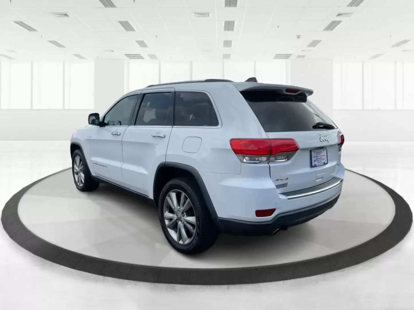 2014 Jeep Grand Cherokee Limited (1C4RJFBGXEC) with an Other engine, located at 1099 N County Rd 25A, Troy, OH, 45373, (937) 908-9800, 40.057079, -84.212883 - **Adventure Awaits: 2014 Jeep Grand Cherokee Limited Perfect for Your Next Family Road Trip!**<br /> <br /> Are you ready to embark on your next adventure? The 2014 Jeep Grand Cherokee Limited is here to elevate your driving experience, whether you're navigating the bustling streets of Fairborn, OH - Photo#4
