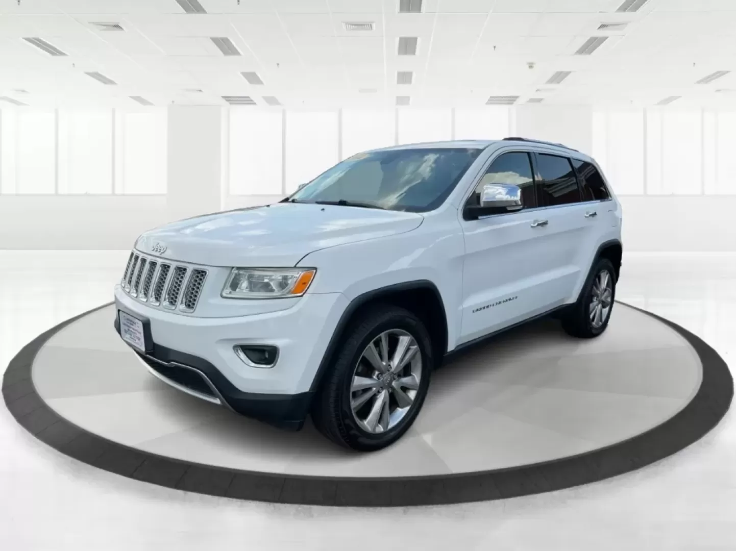 2014 Jeep Grand Cherokee Limited (1C4RJFBGXEC) with an Other engine, located at 1099 N County Rd 25A, Troy, OH, 45373, (937) 908-9800, 40.057079, -84.212883 - **Adventure Awaits: 2014 Jeep Grand Cherokee Limited Perfect for Your Next Family Road Trip!**<br /> <br /> Are you ready to embark on your next adventure? The 2014 Jeep Grand Cherokee Limited is here to elevate your driving experience, whether you're navigating the bustling streets of Fairborn, OH - Photo#8