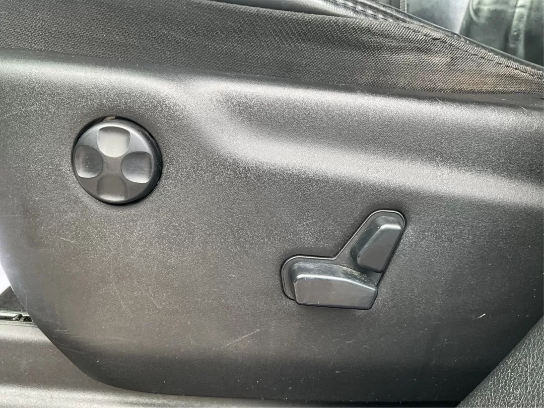 2014 Jeep Grand Cherokee Limited (1C4RJFBGXEC) with an Other engine, located at 1099 N County Rd 25A , Troy, OH, 45373, (937) 908-9800, 40.057079, -84.212883 - Photo#18