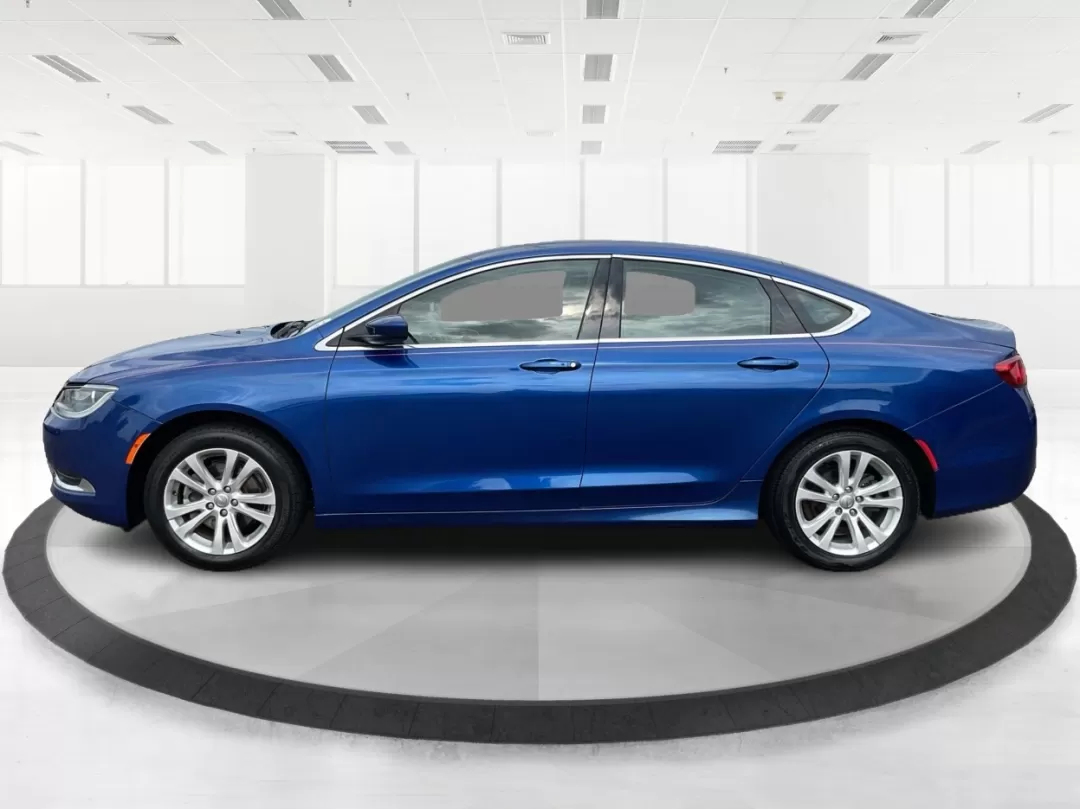 2015 Chrysler 200 Limited (1C3CCCAB1FN) with an Other engine, located at 1099 N County Rd 25A , Troy, OH, 45373, (937) 908-9800, 40.057079, -84.212883 - **Explore the Open Road with Comfort and Style in a 2015 Chrysler 200 Limited** <br /> <br /> Are you ready to elevate your daily commutes or weekend getaways? This 2015 Chrysler 200 Limited, available at Advantage Car and Credit in Fairborn, OH, is the perfect sedan for both city driving and long t - Photo#5
