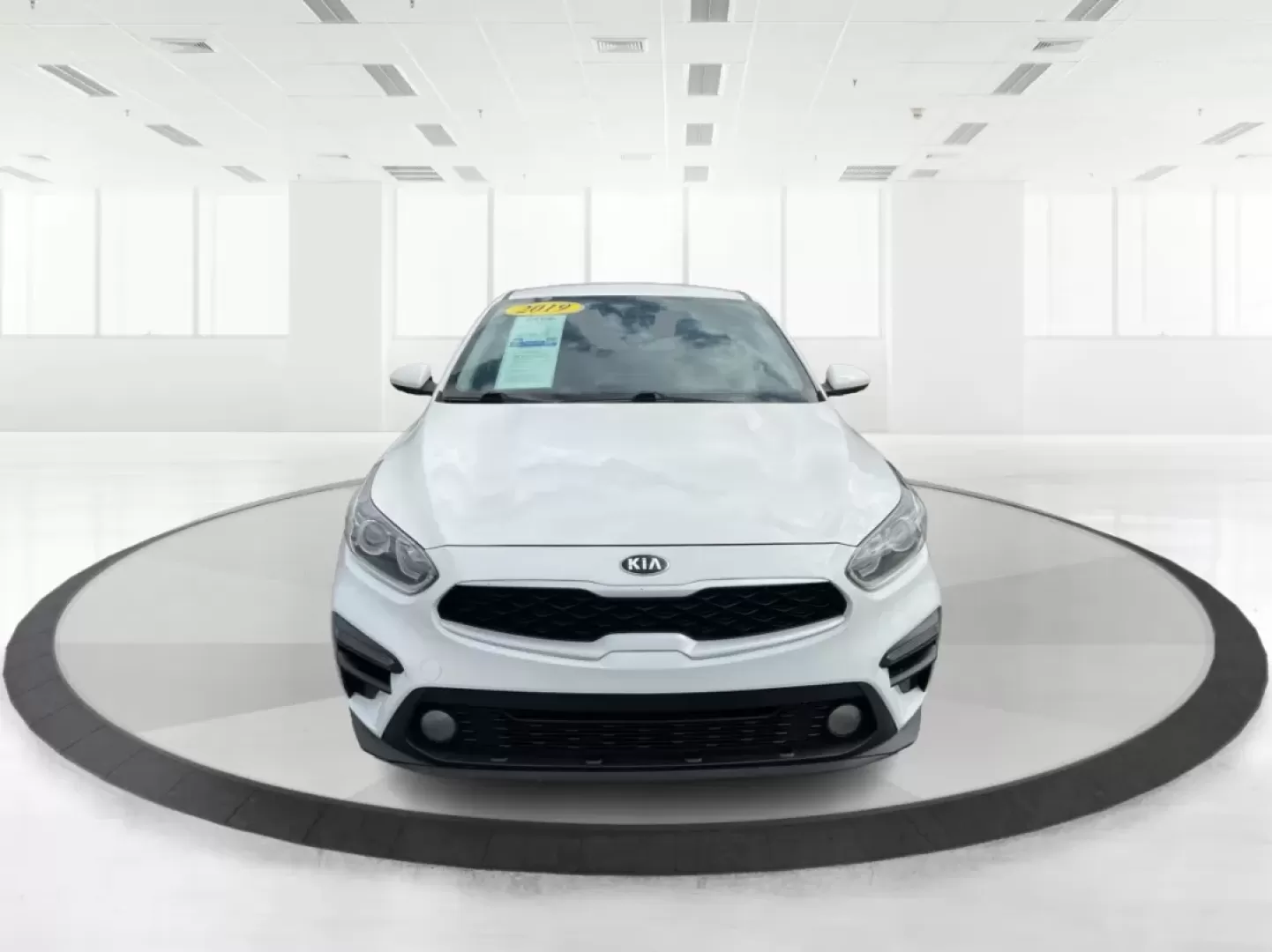2019 Kia Forte FE (3KPF24AD2KE) with an 2L I-4 DOHC engine, located at 1099 N County Rd 25A, Troy, OH, 45373, (937) 908-9800, 40.057079, -84.212883 - **Experience Freedom with the 2019 Kia Forte: Your Ideal Companion for Daily Adventures!**<br /> <br /> Are you looking for a reliable sedan that effortlessly combines style, comfort, and efficiency? Look no further than the 2019 Kia Forte, available now at Advantage Car and Credit in Fairborn, OH. - Photo#7