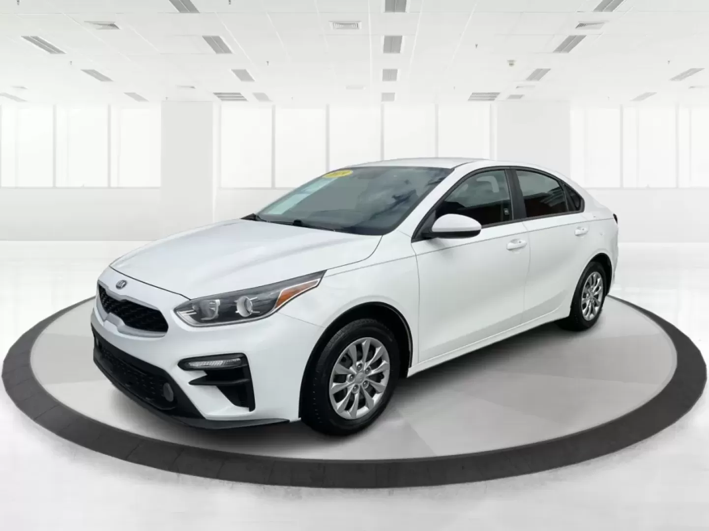 2019 Kia Forte FE (3KPF24AD2KE) with an 2L I-4 DOHC engine, located at 1099 N County Rd 25A, Troy, OH, 45373, (937) 908-9800, 40.057079, -84.212883 - **Experience Freedom with the 2019 Kia Forte: Your Ideal Companion for Daily Adventures!**<br /> <br /> Are you looking for a reliable sedan that effortlessly combines style, comfort, and efficiency? Look no further than the 2019 Kia Forte, available now at Advantage Car and Credit in Fairborn, OH. - Photo#8