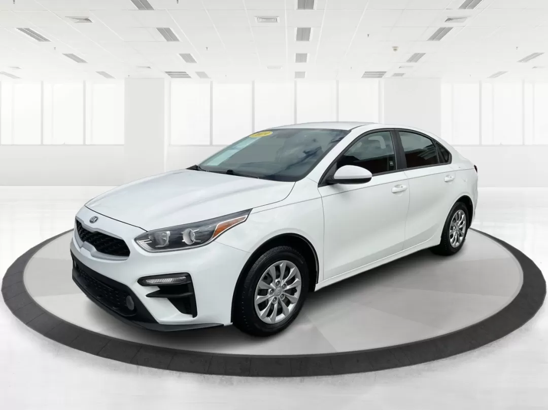 2019 Kia Forte FE (3KPF24AD2KE) with an 2L I-4 DOHC engine, located at 1099 N County Rd 25A , Troy, OH, 45373, (937) 908-9800, 40.057079, -84.212883 - **Experience Freedom with the 2019 Kia Forte: Your Ideal Companion for Daily Adventures!**<br /> <br /> Are you looking for a reliable sedan that effortlessly combines style, comfort, and efficiency? Look no further than the 2019 Kia Forte, available now at Advantage Car and Credit in Fairborn, OH. - Photo#8