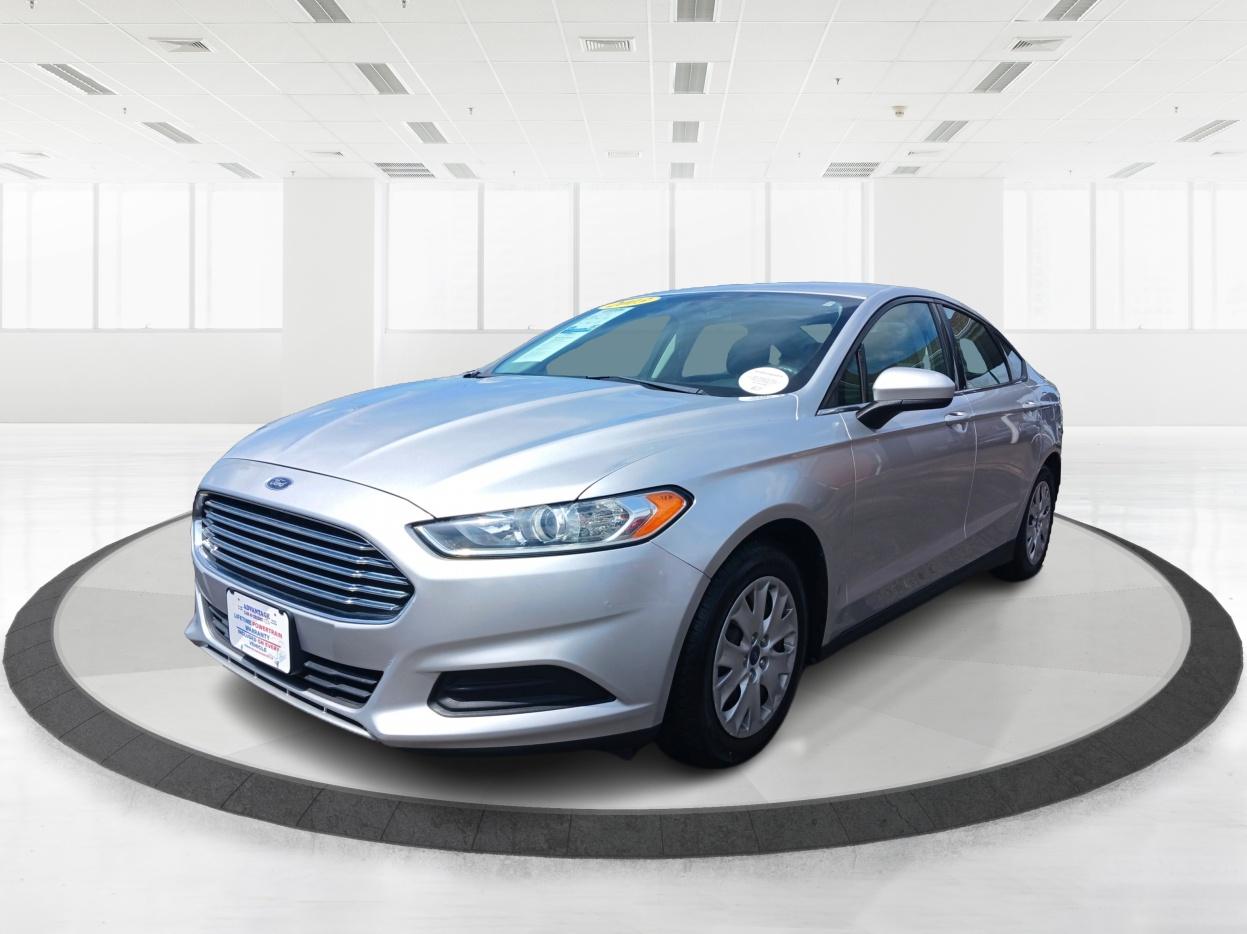2013 Ingot Silver Ford Fusion S (3FA6P0G78DR) with an 2.5L L4 DOHC 16V engine, located at 1230 East Main St, Xenia, OH, 45385, (937) 908-9800, 39.688026, -83.910172 - Photo #15