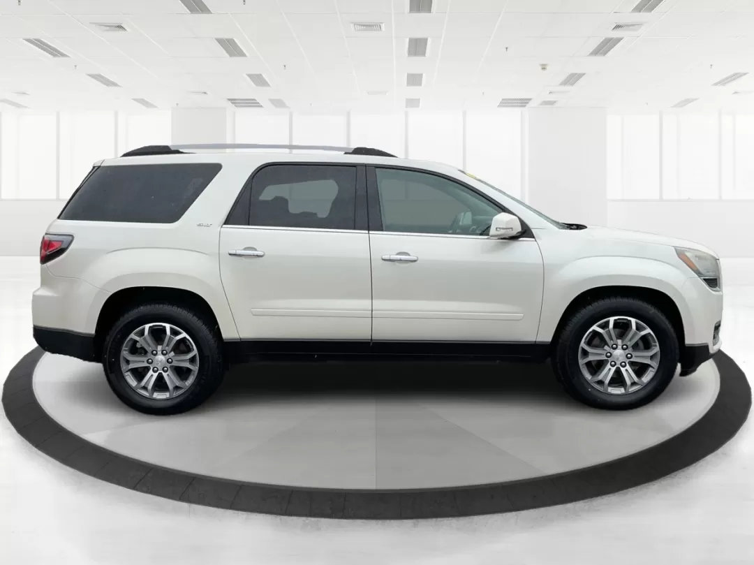 2015 GMC Acadia SLT-1 (1GKKVRKD8FJ) with an 3.6L V-6 gasoline direct injection engine, located at 1184 Kauffman Ave, Fairborn, OH, 45324, (937) 908-9800, 39.807072, -84.030914 - Photo#1