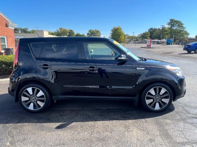 2015 Shadow Black Kia Soul ! (KNDJX3A53F7) with an 2.0L L4 DOHC 16V engine, 6-Speed Automatic transmission, located at 1951 S Dayton Lakeview Rd., New Carlisle, OH, 45344, (937) 908-9800, 39.890999, -84.050255 - Photo #10