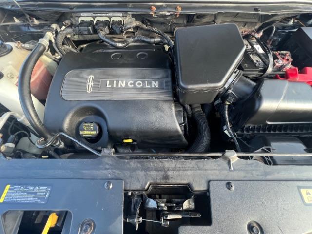 2013 Tuxedo Black Metallic Lincoln MKX AWD (2LMDJ8JK8DB) with an 3.7L V6 DOHC 24V engine, 6-Speed Automatic transmission, located at 880 E. National Road, Vandalia, OH, 45377, (937) 908-9800, 39.891918, -84.183594 - Photo #22