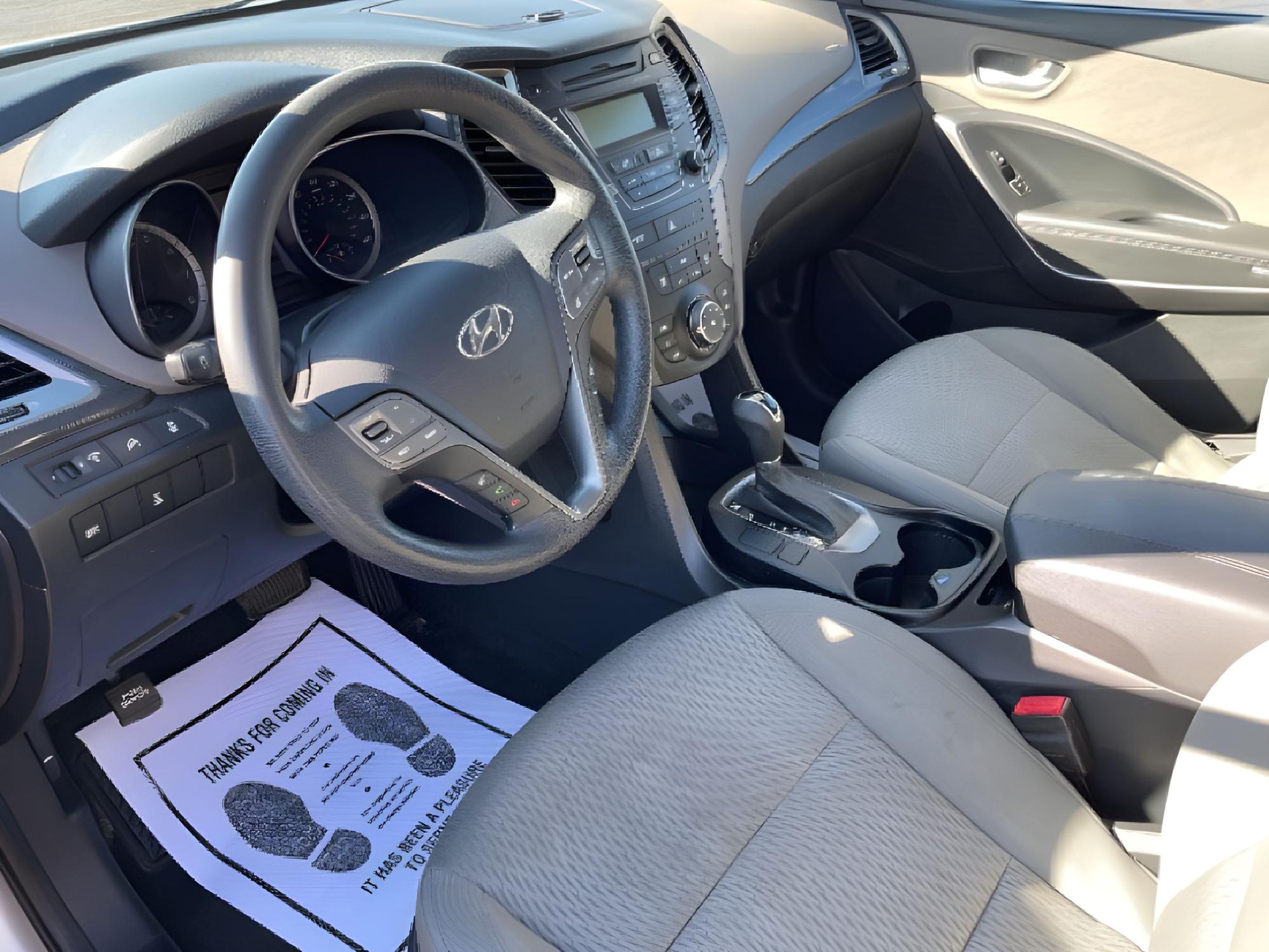2014 Moonstone Silver Hyundai Santa Fe Sport 2.4 AWD (5XYZTDLB2EG) with an 2.4L L4 DOHC 16V engine, 6-Speed Automatic transmission, located at 1951 S Dayton Lakeview Rd., New Carlisle, OH, 45344, (937) 908-9800, 39.890999, -84.050255 - Photo #11
