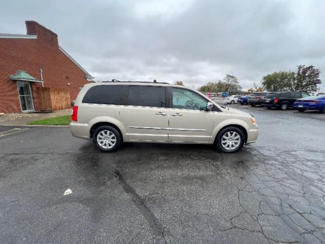 2012 White Gold Chrysler Town and Country Touring-L (2C4RC1CGXCR) with an 3.6L V6 DOHC 24V engine, 6-Speed Automatic transmission, located at 4508 South Dixie Dr, Moraine, OH, 45439, (937) 908-9800, 39.689976, -84.218452 - Photo #10