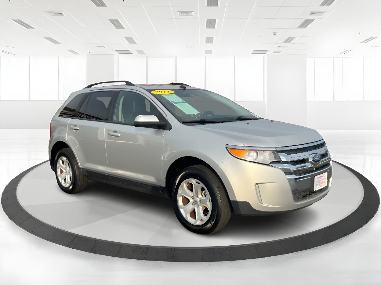 2014 Ingot Silver Metallic Ford Edge SEL AWD (2FMDK4JC9EB) with an 3.5L V6 DOHC 24V engine, 6-Speed Automatic transmission, located at 4508 South Dixie Dr, Moraine, OH, 45439, (937) 908-9800, 39.689976, -84.218452 - Photo #1