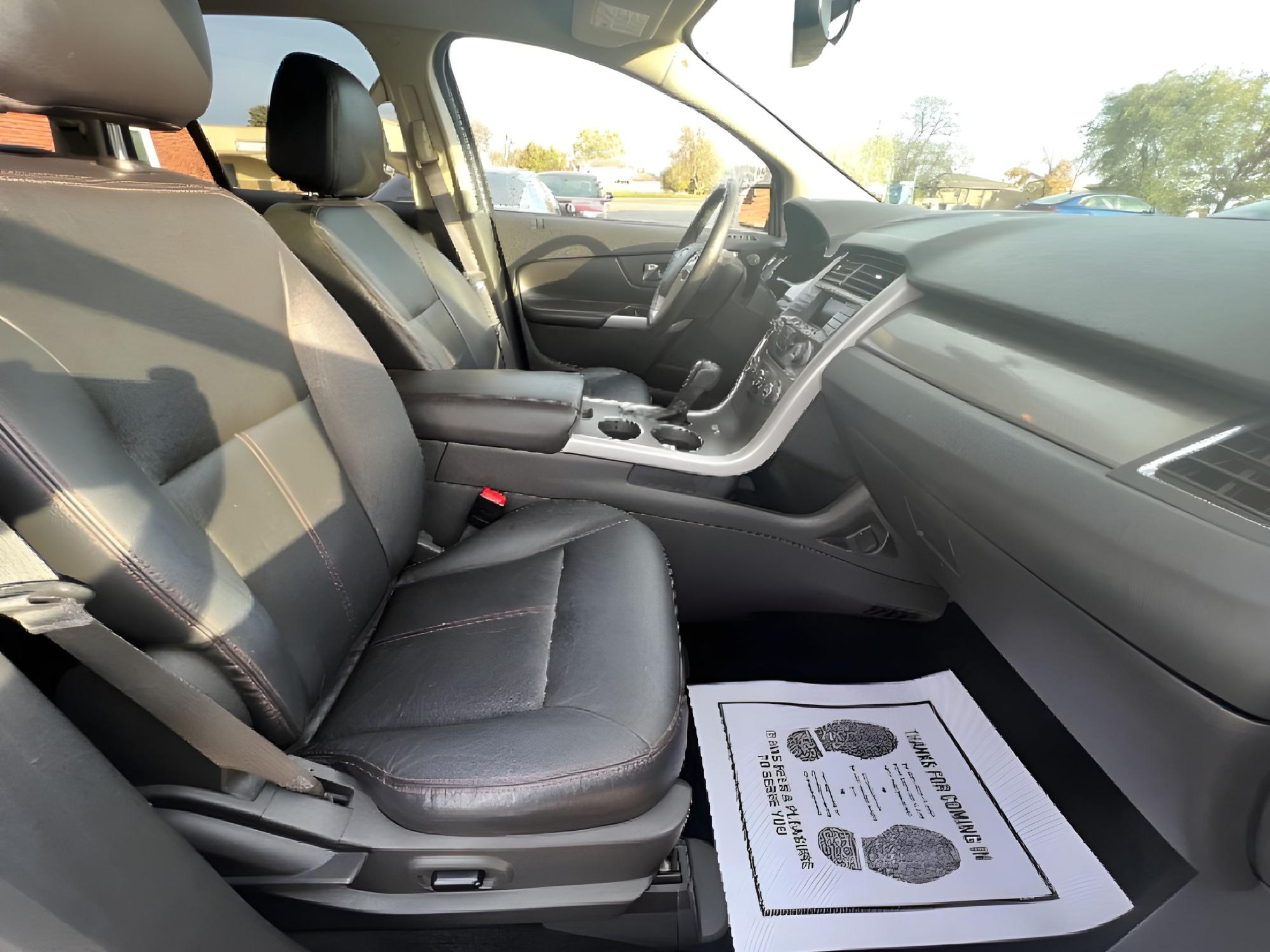 2014 Ingot Silver Metallic Ford Edge SEL AWD (2FMDK4JC9EB) with an 3.5L V6 DOHC 24V engine, 6-Speed Automatic transmission, located at 1099 N County Rd 25A, Troy, OH, 45373, (937) 908-9800, 40.057079, -84.212883 - Photo #19