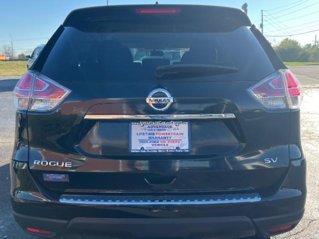 2016 Magnetic Black Nissan Rogue SV 2WD (KNMAT2MT6GP) with an 2.5L L4 DOHC 16V engine, Continuously Variable Transmission transmission, located at 1951 S Dayton Lakeview Rd., New Carlisle, OH, 45344, (937) 908-9800, 39.890999, -84.050255 - Photo #8
