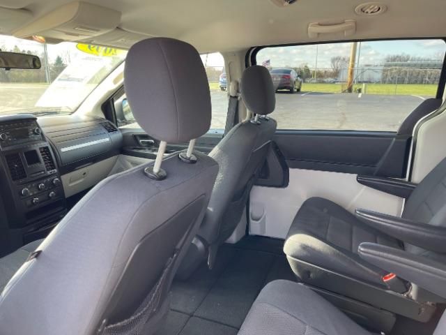 2009 Stone White Dodge Grand Caravan SE (1D8HN44E69B) with an 3.3L V6 OHV 12V engine, 4-Speed Automatic transmission, located at 401 Woodman Dr, Riverside, OH, 45431, (937) 908-9800, 39.760899, -84.123421 - Photo #16