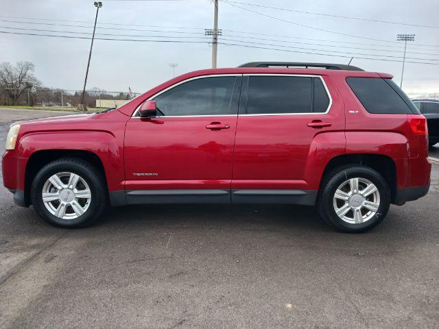 2015 Crystal Red Tintcoat GMC Terrain SLT1 FWD (2GKALSEK7F6) with an 2.4L L4 DOHC 16V engine, 6-Speed Automatic transmission, located at 401 Woodman Dr, Riverside, OH, 45431, (937) 908-9800, 39.760899, -84.123421 - Photo #6