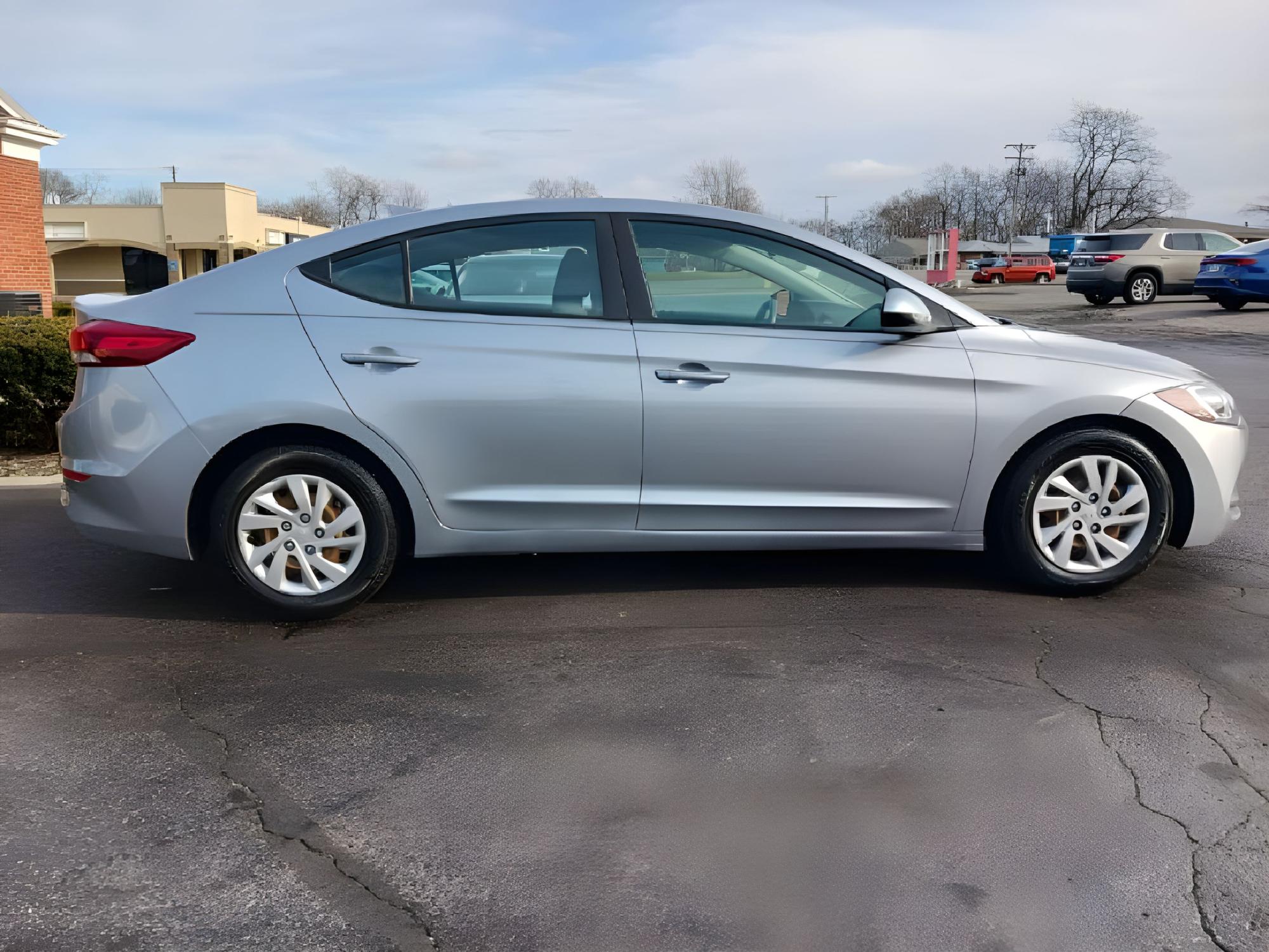 2017 Galactic Gray Hyundai Elantra SE 6AT (5NPD74LF2HH) with an 1.8L L4 DOHC 16V engine, 6-Speed Automatic transmission, located at 880 E. National Road, Vandalia, OH, 45377, (937) 908-9800, 39.891918, -84.183594 - Photo #11