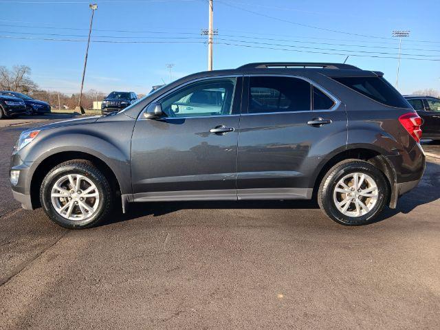 2017 Patriot Blue Metallic Chevrolet Equinox LT AWD (2GNFLFEK9H6) with an 2.4L L4 DOHC 16V FFV engine, 6-Speed Automatic transmission, located at 4508 South Dixie Dr, Moraine, OH, 45439, (937) 908-9800, 39.689976, -84.218452 - Photo #6