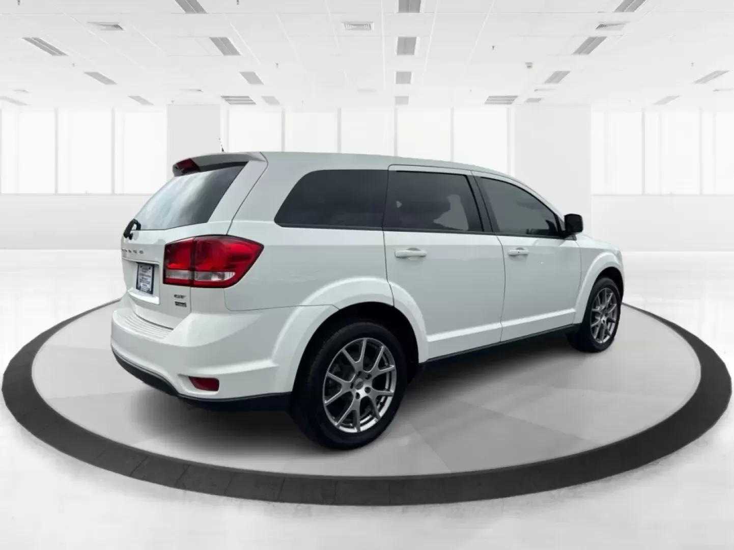 2018 Dodge Journey GT (3C4PDCEG4JT) with an Pentastar 3.6L V-6 DOHC engine, located at 1099 N County Rd 25A, Troy, OH, 45373, (937) 908-9800, 40.057079, -84.212883 - **Adventure Awaits with the 2018 Dodge Journey GT SUV! Perfect for Active Lifestyles**<br /> <br /> Are you ready to elevate your family adventures or weekend getaways? The 2018 Dodge Journey GT is the ideal SUV for those who crave versatility, comfort, and reliability, all while being budget-friend - Photo#2