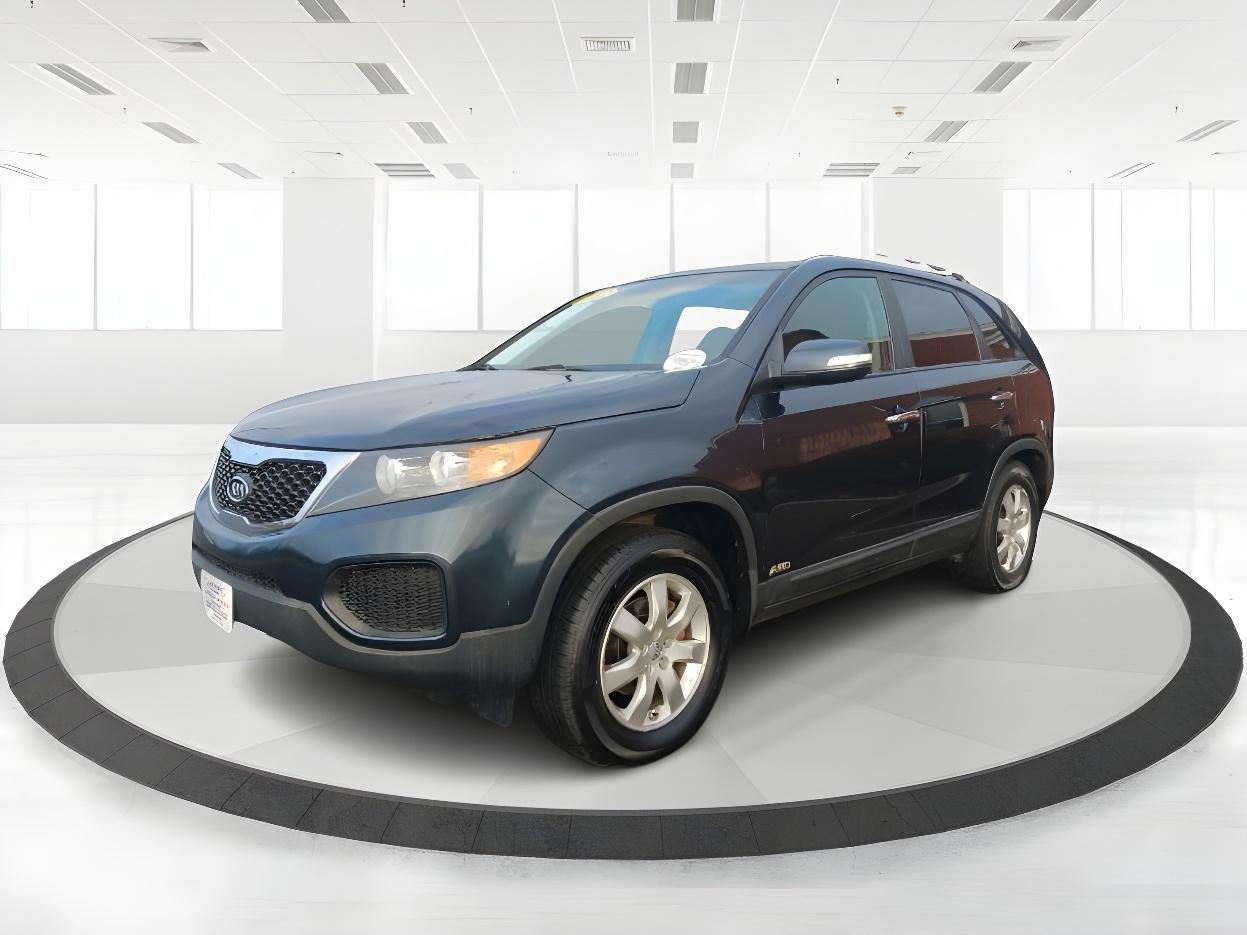 2012 Pacific Blue Kia Sorento LX 4WD (5XYKTDA2XCG) with an 3.5L V6 DOHC 24V engine, 6-Speed Automatic transmission, located at 4508 South Dixie Dr, Moraine, OH, 45439, (937) 908-9800, 39.689976, -84.218452 - Photo #11