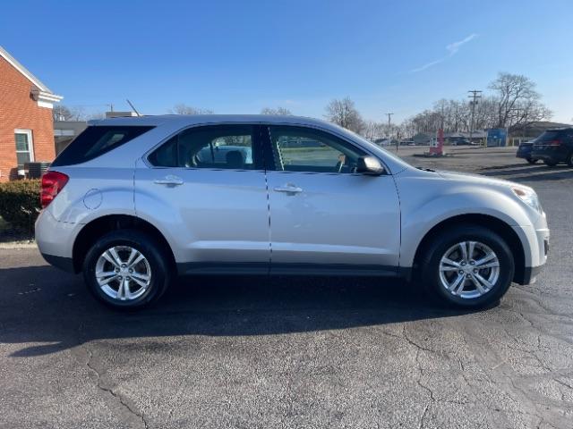 2015 Silver Ice Metallic Chevrolet Equinox LS AWD (2GNFLEEK3F6) with an 2.4L L4 DOHC 16V FFV engine, 6-Speed Automatic transmission, located at 1951 S Dayton Lakeview Rd., New Carlisle, OH, 45344, (937) 908-9800, 39.890999, -84.050255 - Photo #6