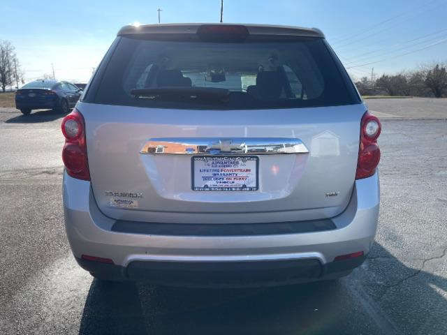 2015 Silver Ice Metallic Chevrolet Equinox LS AWD (2GNFLEEK3F6) with an 2.4L L4 DOHC 16V FFV engine, 6-Speed Automatic transmission, located at 1951 S Dayton Lakeview Rd., New Carlisle, OH, 45344, (937) 908-9800, 39.890999, -84.050255 - Photo #8