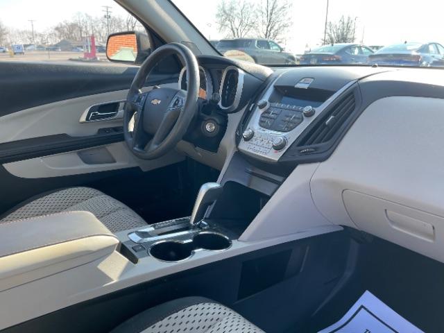 2015 Silver Ice Metallic Chevrolet Equinox LS AWD (2GNFLEEK3F6) with an 2.4L L4 DOHC 16V FFV engine, 6-Speed Automatic transmission, located at 1951 S Dayton Lakeview Rd., New Carlisle, OH, 45344, (937) 908-9800, 39.890999, -84.050255 - Photo #14