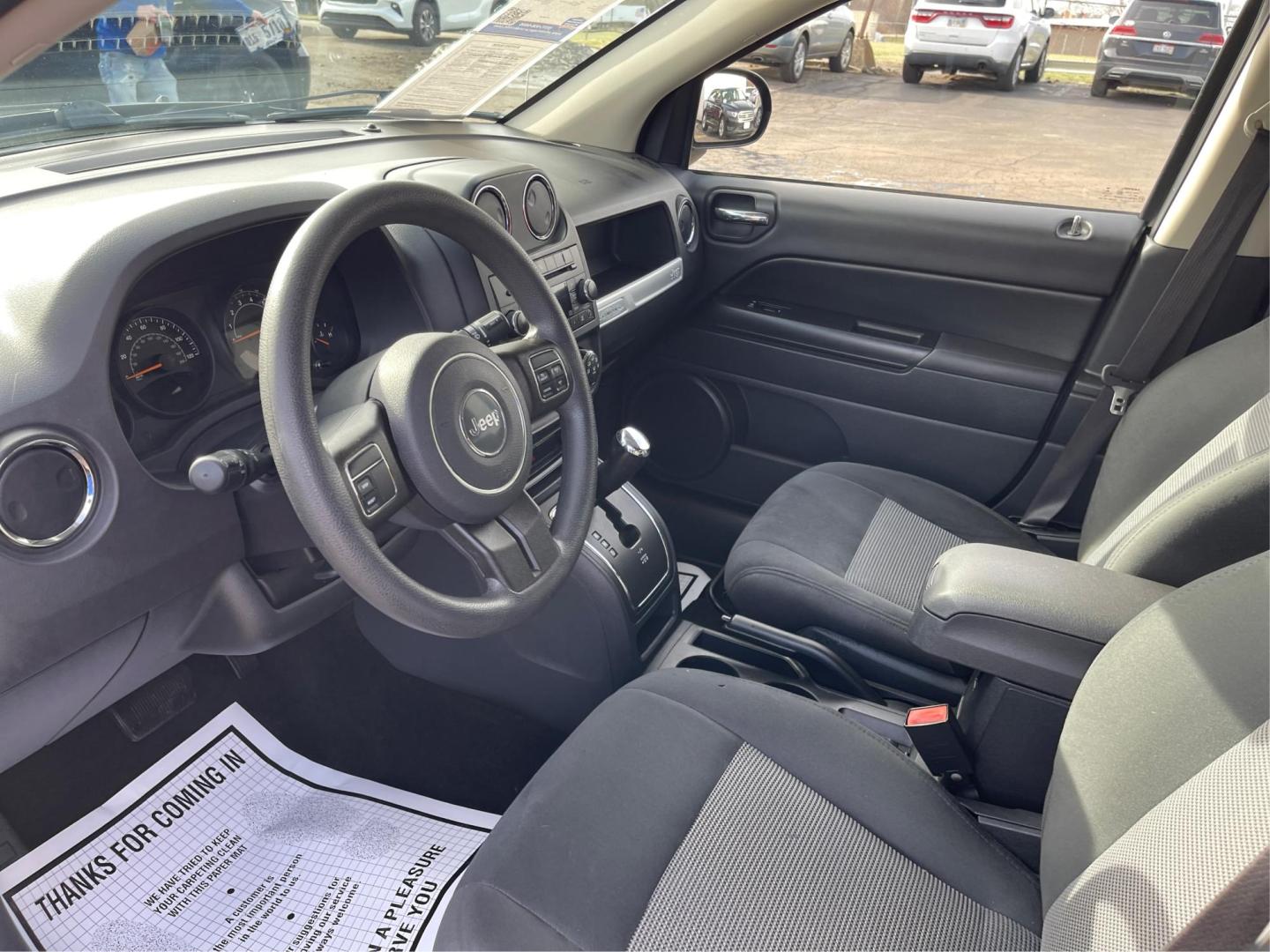 2016 Blue Jeep Compass Sport 4WD (1C4NJDBB5GD) with an 2.4L L4 DOHC 16V engine, located at 8750 N County Rd 25A, Piqua, OH, 45356, (937) 908-9800, 40.164391, -84.232513 - Photo#8