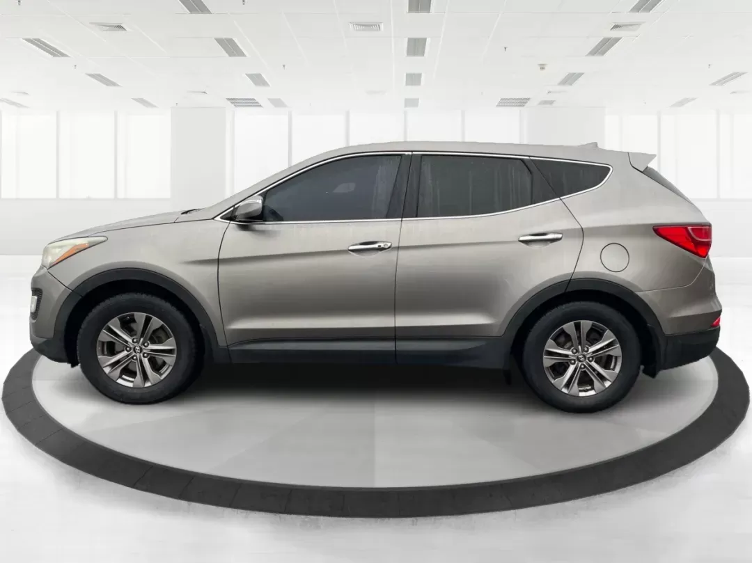 2013 Mineral Gray Hyundai Santa Fe Sport 2.4 AWD (5XYZUDLBXDG) with an 2.4L L4 DOHC 16V engine, 6-Speed Automatic transmission, located at 1184 Kauffman Ave, Fairborn, OH, 45324, (937) 908-9800, 39.807072, -84.030914 - Photo#6