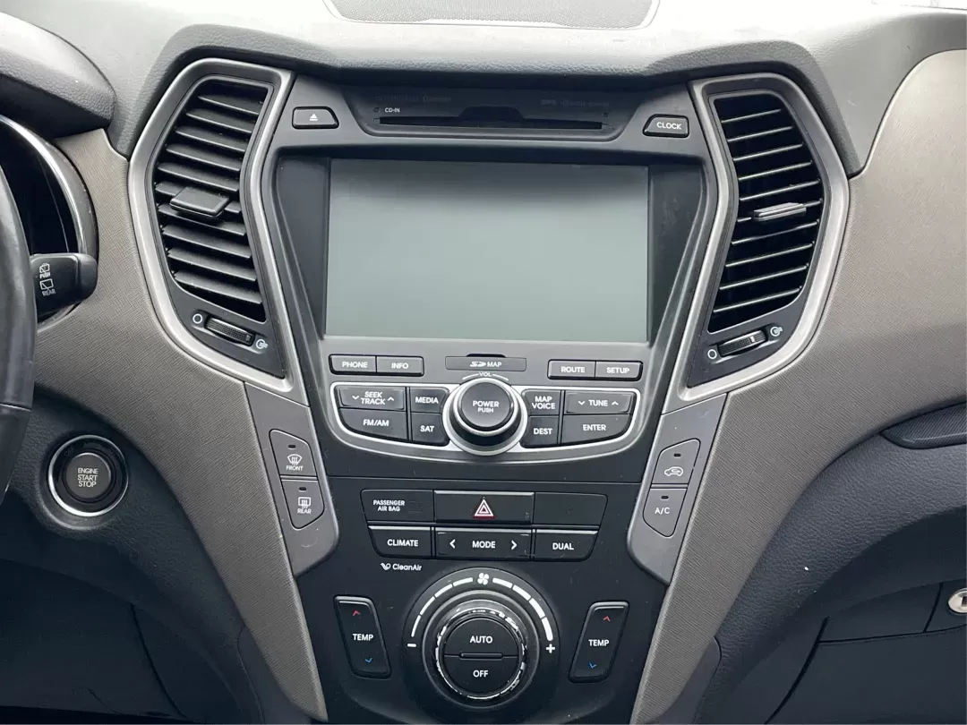 2013 Mineral Gray Hyundai Santa Fe Sport 2.4 AWD (5XYZUDLBXDG) with an 2.4L L4 DOHC 16V engine, 6-Speed Automatic transmission, located at 1184 Kauffman Ave, Fairborn, OH, 45324, (937) 908-9800, 39.807072, -84.030914 - Photo#13