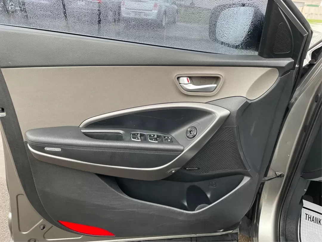 2013 Mineral Gray Hyundai Santa Fe Sport 2.4 AWD (5XYZUDLBXDG) with an 2.4L L4 DOHC 16V engine, 6-Speed Automatic transmission, located at 1184 Kauffman Ave, Fairborn, OH, 45324, (937) 908-9800, 39.807072, -84.030914 - Photo#19